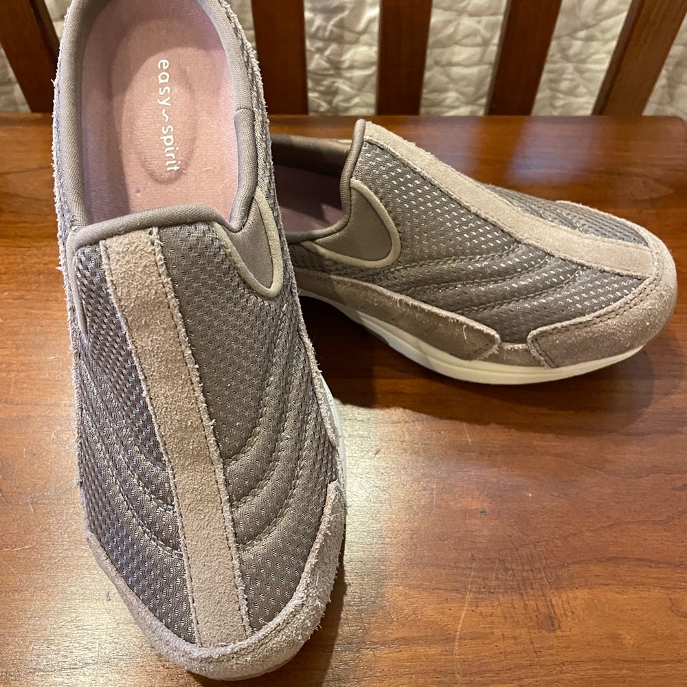 Easy Spirit Taupe Slip-Ons